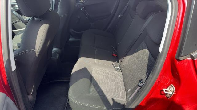 Peugeot 208 image 1