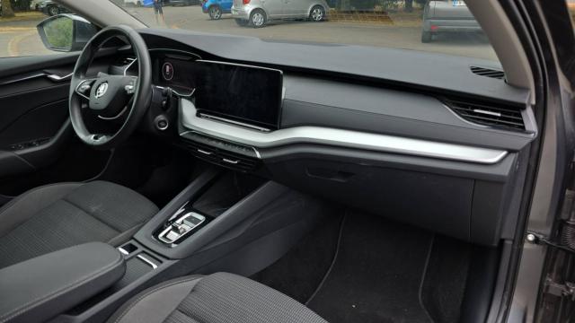 Skoda Octavia image 5
