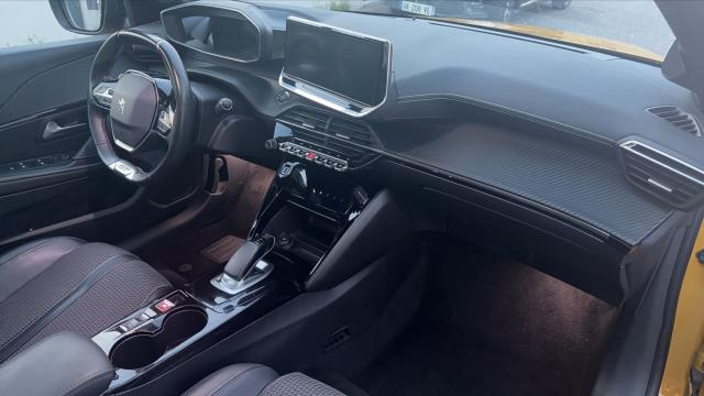 Peugeot E-208 image 2