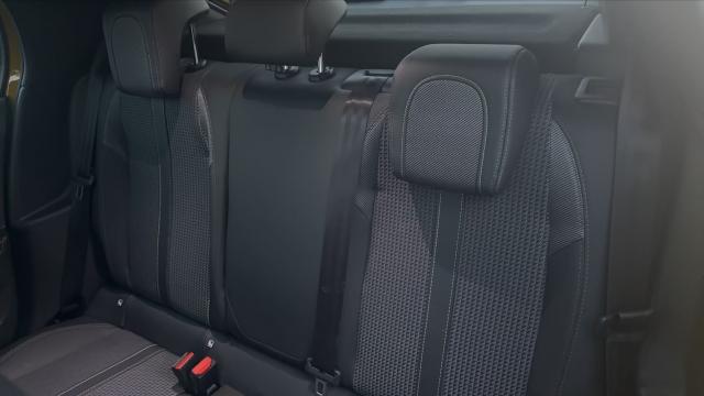 Peugeot E-208 image 7
