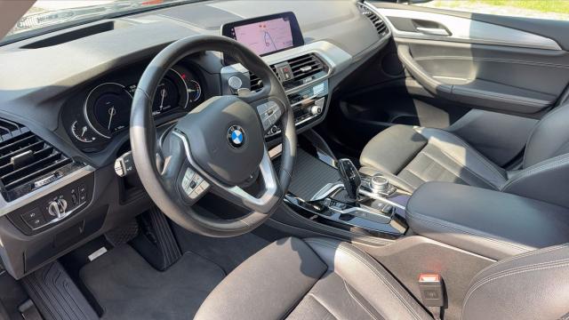 Bmw X4 image 8