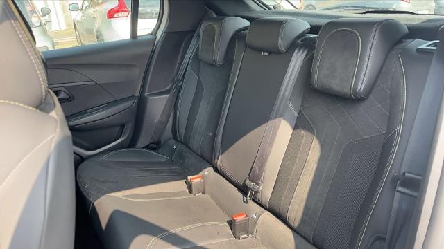 Peugeot 208 image 1