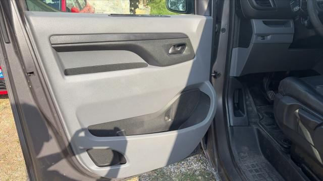 Citroen Jumpy image 9