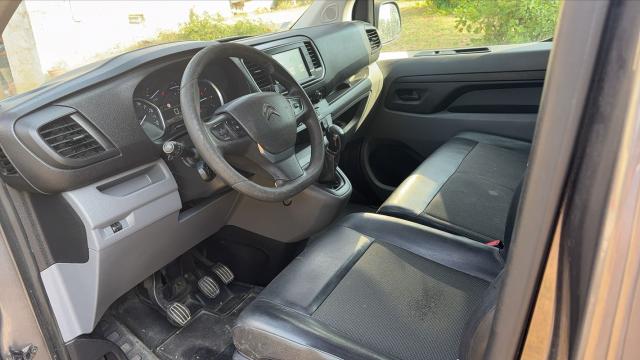 Citroen Jumpy image 2