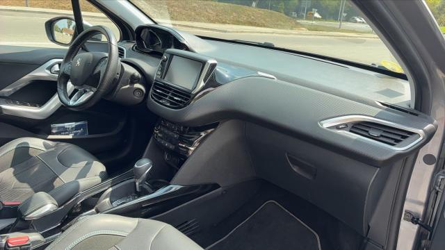 Peugeot 2008 image 9