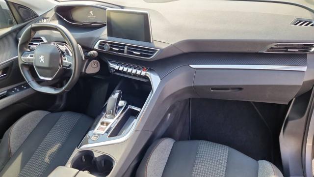 Peugeot 5008 image 4