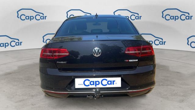 Volkswagen Passat image 6