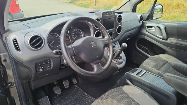 Peugeot Partner Tepee image 6