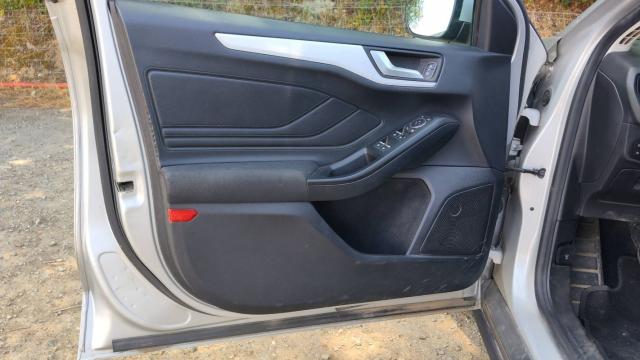 Ford Focus image 7