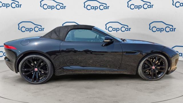 Jaguar F-Type image 3