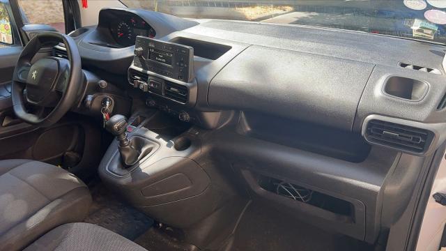 Peugeot Partner image 7