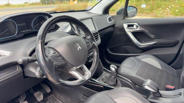 Peugeot 2008 image 6