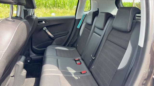 Peugeot 2008 image 5