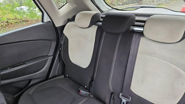 Renault Captur image 9