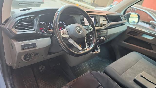 Volkswagen Transporter image 4