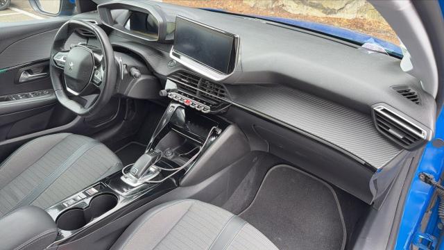 Peugeot 208 image 1