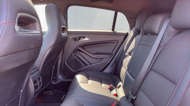 Mercedes Benz Cla Shooting Brake image 3