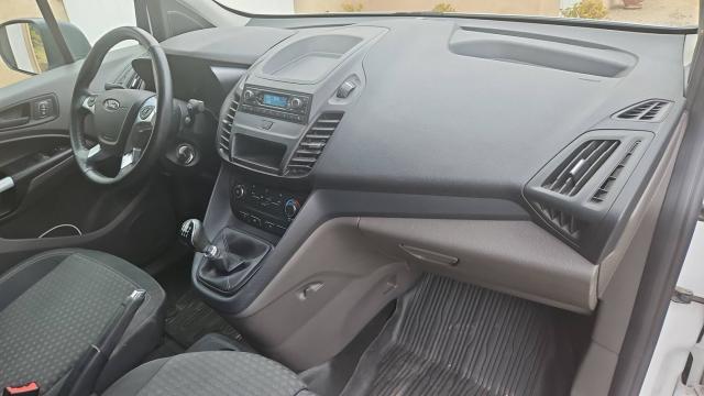 Ford Transit Connect image 6
