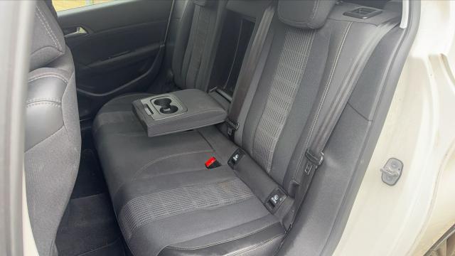 Peugeot 308 image 1