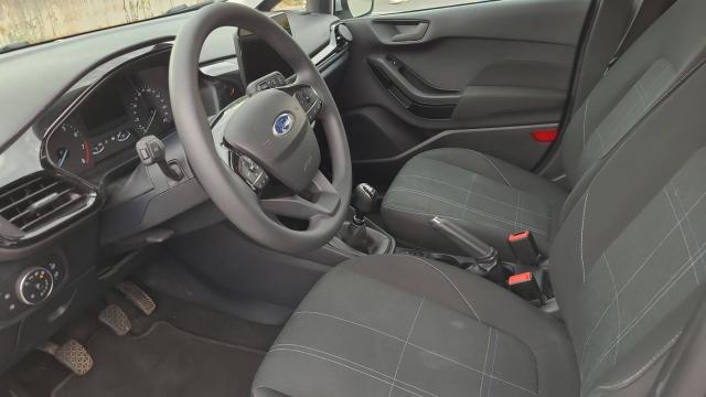 Ford Fiesta image 5