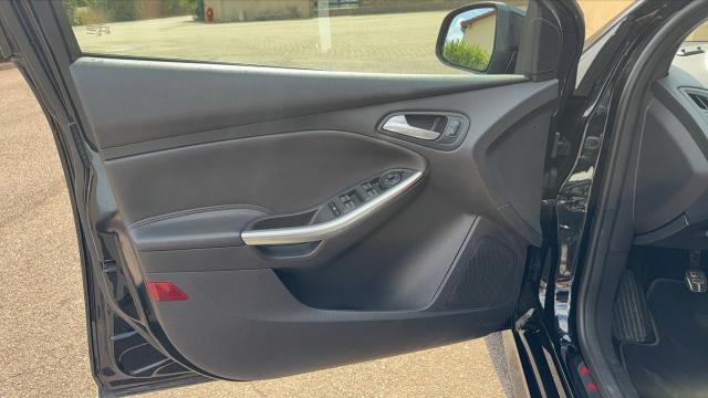 Ford Focus image 3