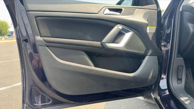 Peugeot 308 image 7