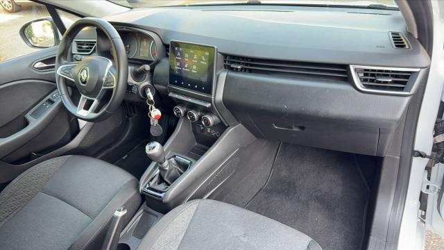 Renault Clio image 7