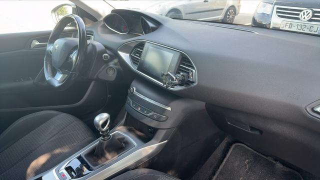 Peugeot 308 image 5