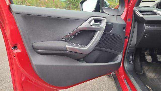 Peugeot 2008 image 1