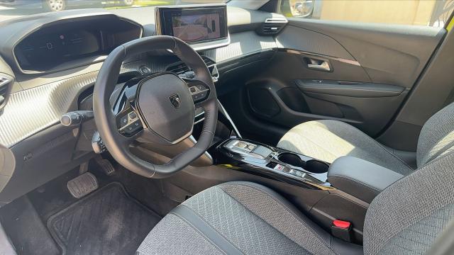 Peugeot E-208 image 7