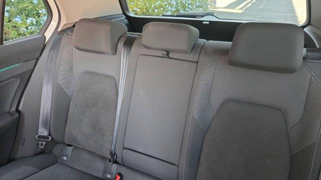 Volkswagen Golf image 8
