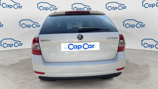 Skoda Octavia image 6