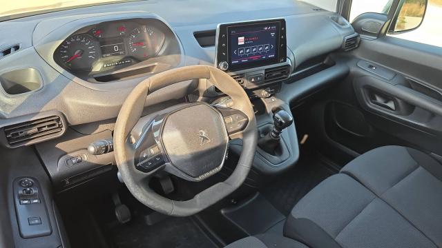 Peugeot Partner image 5