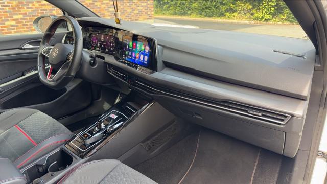 Volkswagen Golf image 7