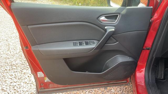 Renault Captur image 2