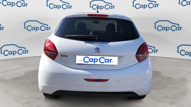 Peugeot 208 image 8