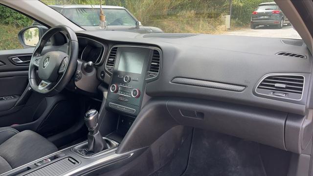 Renault Mégane image 2