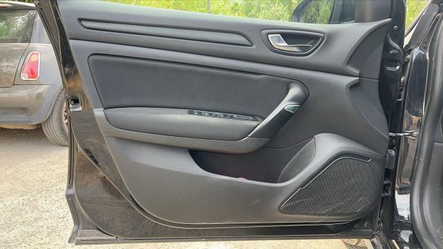Renault Mégane image 6