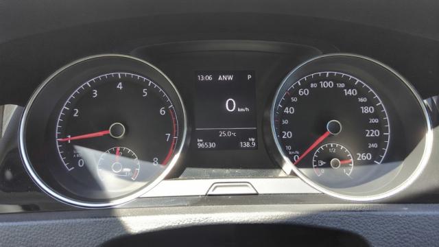Volkswagen Golf Sw image 1