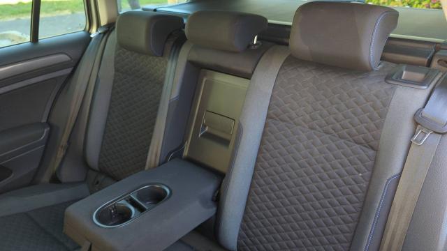 Volkswagen Golf Sw image 2