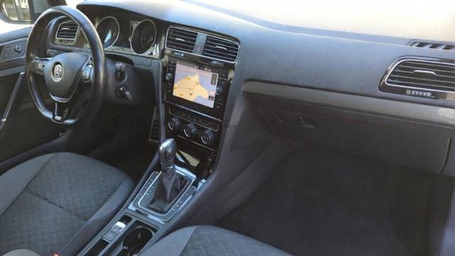 Volkswagen Golf Sw image 6