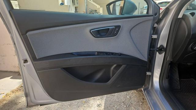 Seat Leon image 9