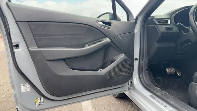 Renault Clio image 1
