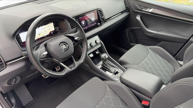 Skoda Karoq image 9