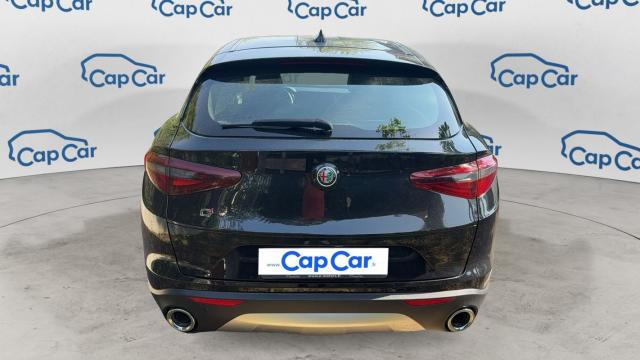 Alfa Romeo Stelvio image 3