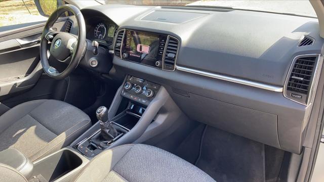 Skoda Karoq image 8