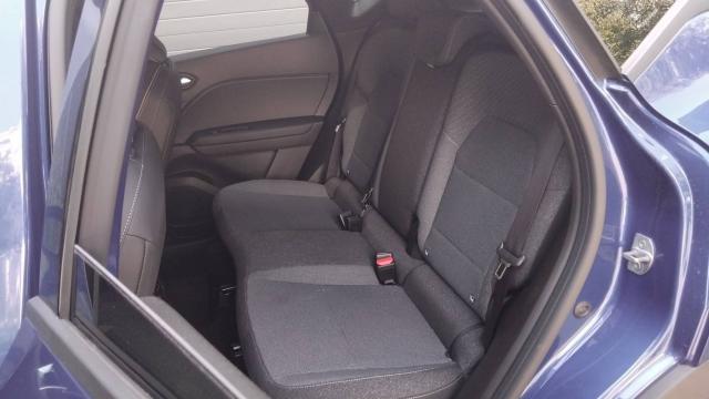 Renault Captur image 9