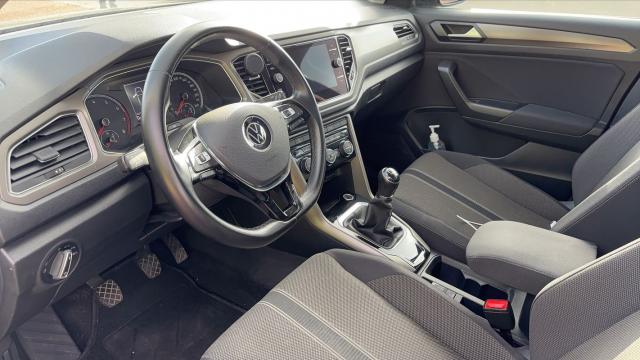 Volkswagen T-Roc image 7