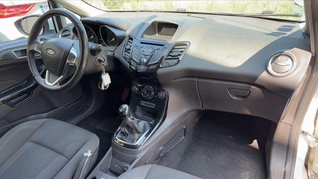 Ford Fiesta image 2