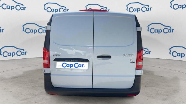 Mercedes Benz Vito image 2